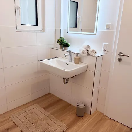 Modernes Apartment, Nahe Europa Park & Strassburg * Oberkirch (Baden)